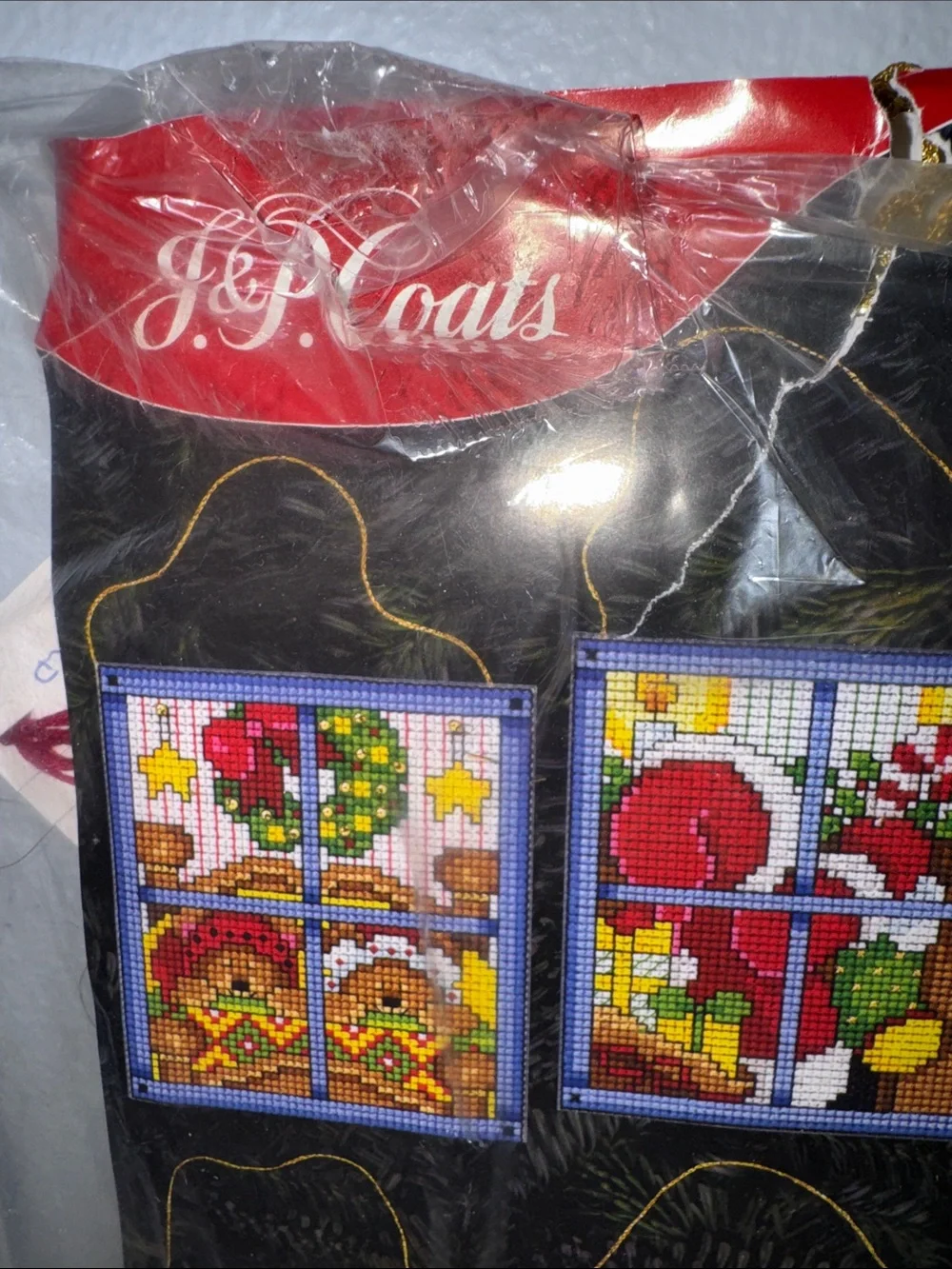 J & P Coats 1998 “Winter Wonderland” Plastic Canvas Christmas Ornaments Kit